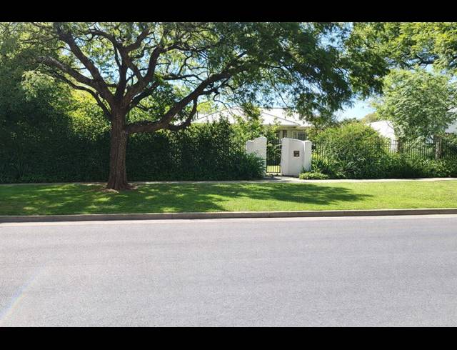 3 BEDROOM HOUSE FOR SALE IN MONUMENT